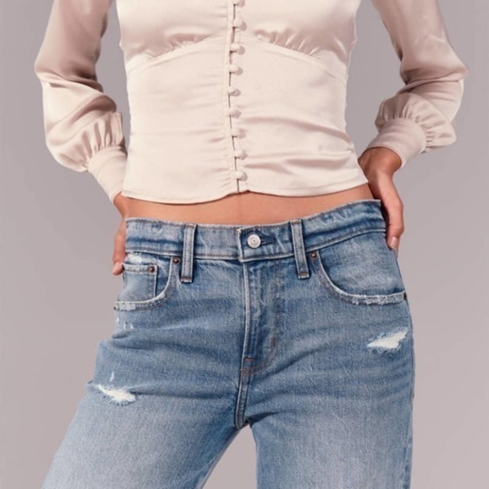 Mid Rise Boyfriend Jeans​ - Picture 2 of 10